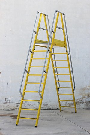 Detalles de las Partes de una escalera industrial Partes de una escalera industrial
