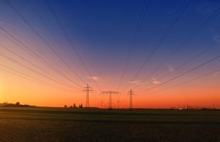 Qué son las plataformas reposapiés para líneas eléctricas