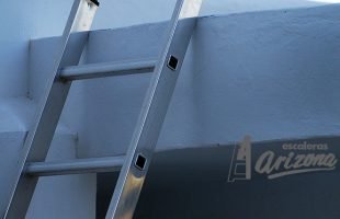 UNE-EN 131: normas sobre escaleras de mano