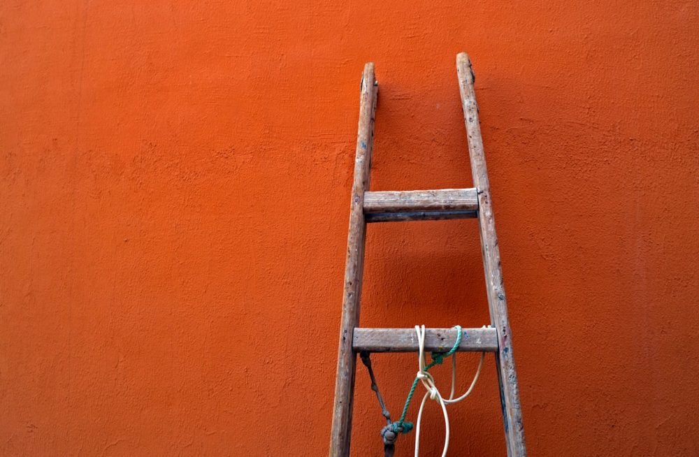 Más que una escalera: Soluciones de altura especializadas de Escaleras Arizona para profesionales