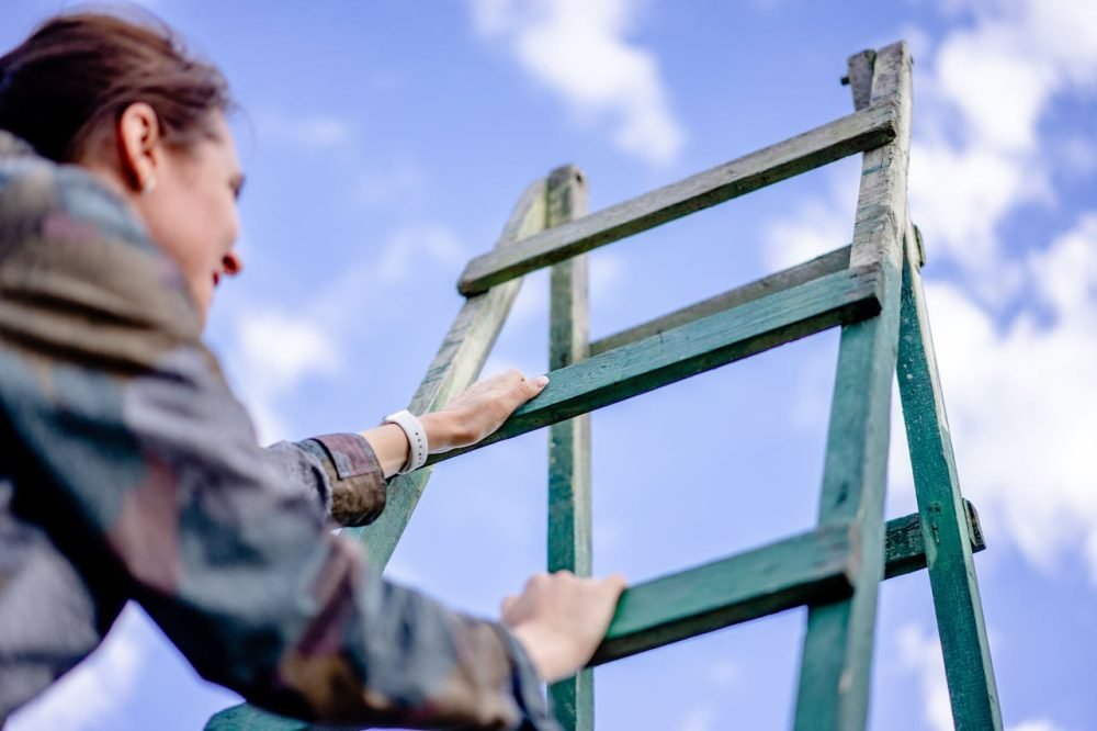 Cómo reducir caídas en altura un 80% en tu empresa