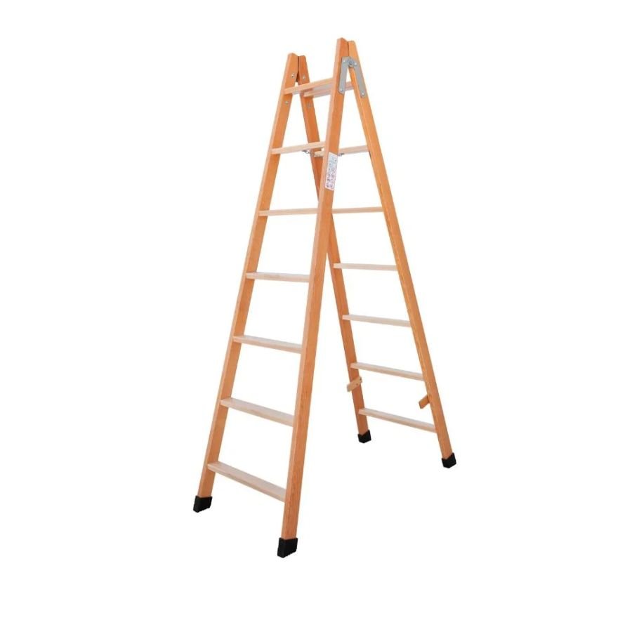 Escalera de madera portada